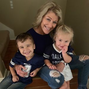 Meet your Posher, Lauri